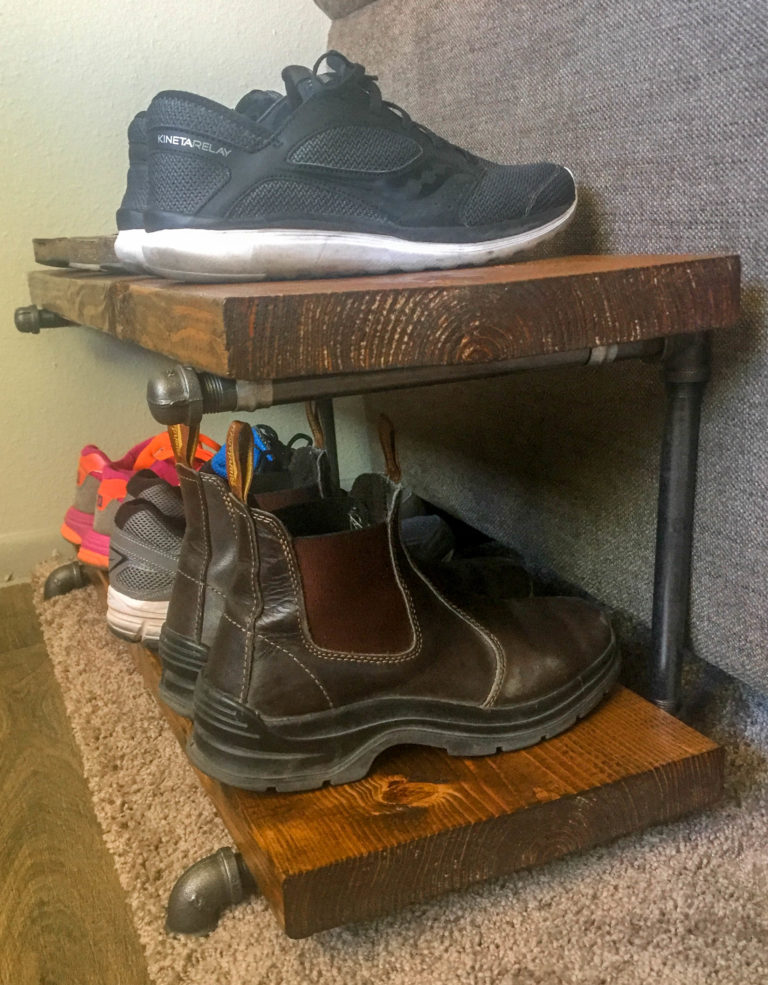 DIY Learn How To Build A Shoe Stand In A Few Simple Steps   Photo 27 05 2017 15 54 47 1 768x985 